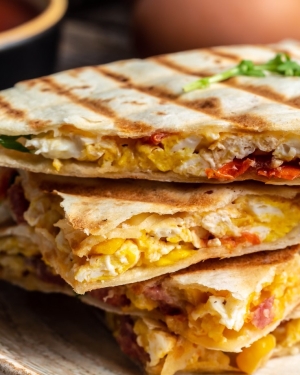 gal_quesadillas-de-huevo-y-salchichas